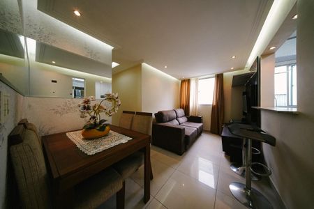 Apartamento à venda com 2 quartos, 44m² em Jardim Santa Teresinha, São Paulo