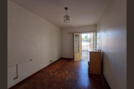 Casa à venda com 3 quartos, 203m² em Vila Carrão, São Paulo
