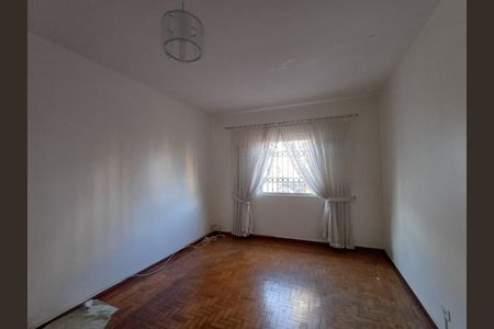 Casa à venda com 3 quartos, 203m² em Vila Carrão, São Paulo