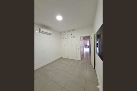 Casa à venda com 3 quartos, 392m² em Sumaré, São Paulo