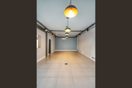 Casa à venda com 3 quartos, 392m² em Sumaré, São Paulo