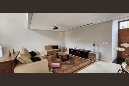 Casa de Condomínio à venda com 3 quartos, 275m² em Loteamento Alphaville Campinas, Campinas