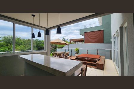 Casa de condomínio à venda com 275m², 3 quartos e 4 vagas