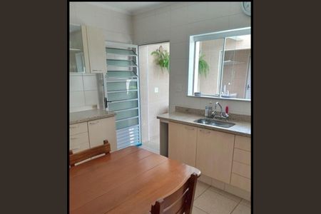 Casa à venda com 2 quartos, 130m² em Belenzinho, São Paulo