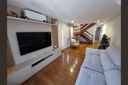 Casa à venda com 3 quartos, 141m² em Jardim Rosa Maria, São Paulo