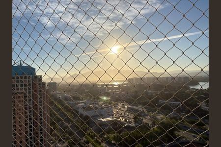 Apartamento à venda com 100m², 2 quartos e 1 vaga