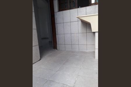 Casa à venda com 4 quartos, 137m² em Vila Nogueira, Diadema