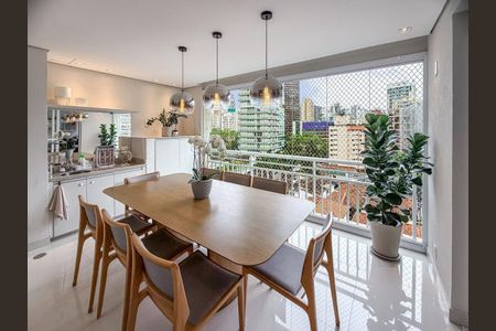 Apartamento à venda com 2 quartos, 112m² em Vila Nova Conceição, São Paulo