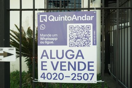 Placa de apartamento para alugar com 3 quartos, 80m² em Tatuapé, São Paulo