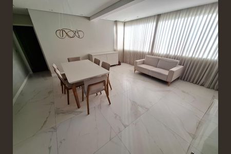 Apartamento à venda com 232m², 4 quartos e 4 vagas