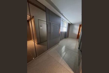 Apartamento à venda com 232m², 4 quartos e 4 vagas