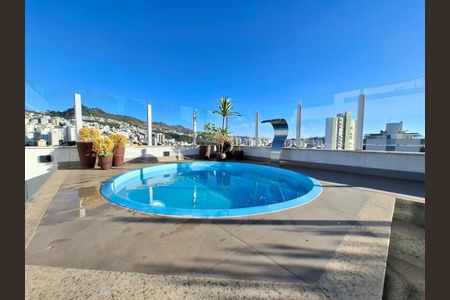 Apartamento à venda com 232m², 4 quartos e 4 vagas