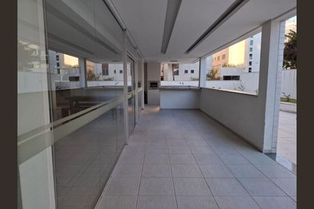 Apartamento à venda com 232m², 4 quartos e 4 vagas