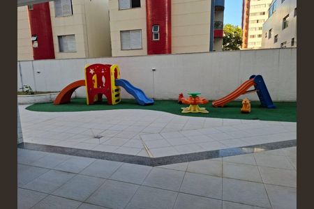 Apartamento à venda com 232m², 4 quartos e 4 vagas