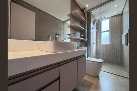 Apartamento à venda com 232m², 4 quartos e 4 vagas