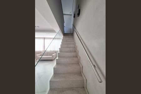 Apartamento à venda com 232m², 4 quartos e 4 vagas