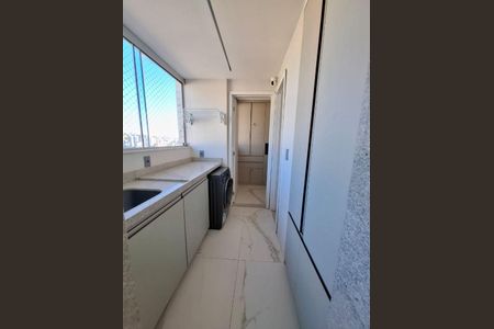 Apartamento à venda com 232m², 4 quartos e 4 vagas