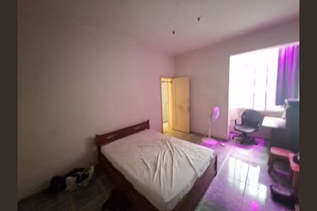 Apartamento à venda com 105m², 2 quartos e sem vaga