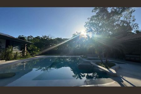 Casa à venda com 7 quartos, 1934m² em Barra da Tijuca, Rio de Janeiro