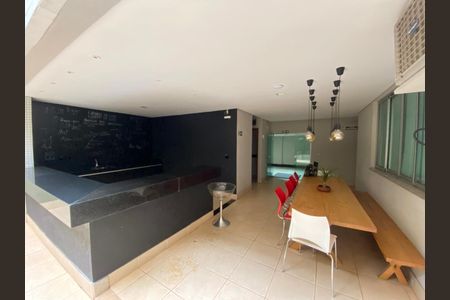 Apartamento para alugar com 60m², 2 quartos e 2 vagas