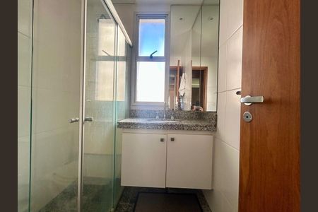 Apartamento para alugar com 60m², 2 quartos e 2 vagas