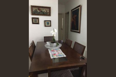 Apartamento à venda com 2 quartos, 80m² em Jardim Tupanci, Barueri
