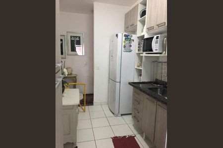 Apartamento à venda com 2 quartos, 80m² em Jardim Tupanci, Barueri