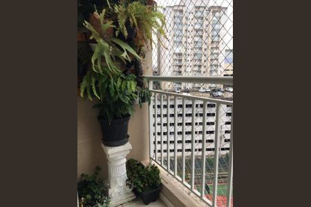 Apartamento à venda com 2 quartos, 80m² em Jardim Tupanci, Barueri