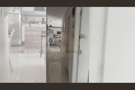 Apartamento à venda com 2 quartos, 46m² em Bussocaba, Osasco