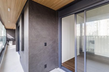 Varanda de apartamento à venda com 2 quartos, 80m² em Itaim Bibi, São Paulo