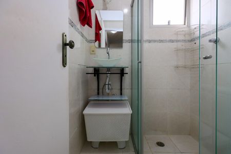 Apartamento para alugar com 56m², 2 quartos e 1 vaga Apartamento para alugar com 56m², 2 quartos e 1 vagaBanheiro