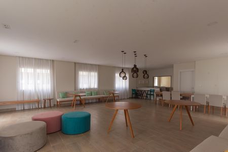 Apartamento para alugar com 44m², 2 quartos e 1 vaga
