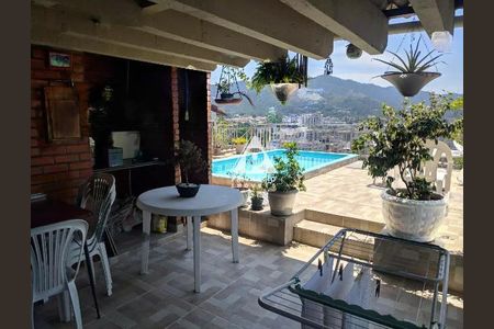 Apartamento à venda com 4 quartos, 322m² em Jacarepaguá, Rio de Janeiro