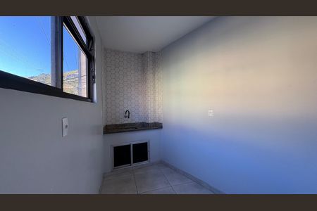 Apartamento para alugar com 70m², 3 quartos e sem vaga Apartamento para alugar com 70m², 3 quartos e sem vagaCozinha