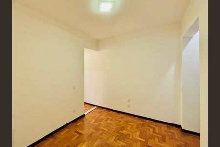 Apartamento para alugar com 62m², 2 quartos e sem vaga
