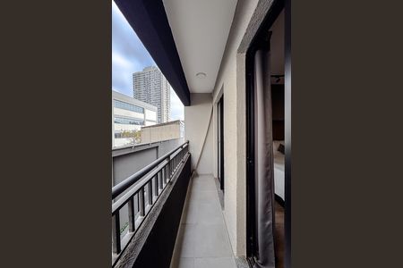 Studio para alugar com 30m², 1 quarto e sem vaga Studio para alugar com 30m², 1 quarto e sem vagaVaranda