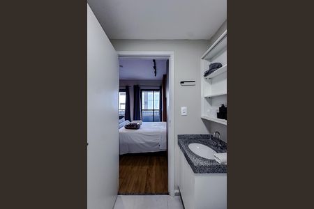 Studio para alugar com 30m², 1 quarto e sem vaga Studio para alugar com 30m², 1 quarto e sem vagaBanheiro
