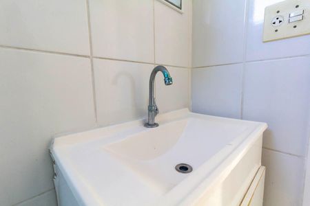 Banheiro de apartamento para alugar com 2 quartos, 58m² em Penha de França, São Paulo