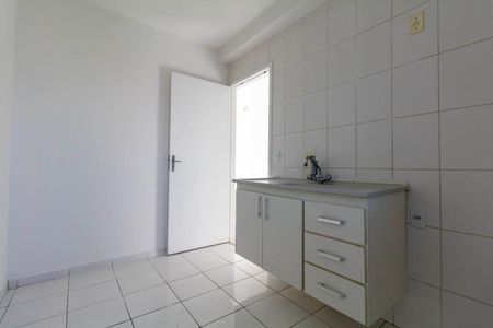 Cozinha de apartamento para alugar com 2 quartos, 58m² em Penha de França, São Paulo