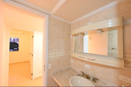 Apartamento para alugar com 98m², 3 quartos e 2 vagasBanheiro Social