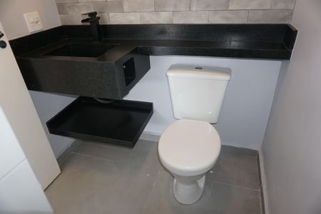 Apartamento para alugar com 164m², 2 quartos e 2 vagasBanheiro