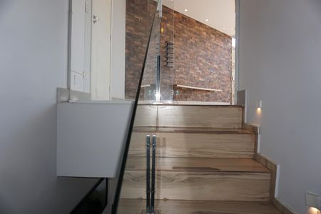 Apartamento para alugar com 164m², 2 quartos e 2 vagasEscada