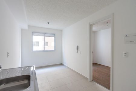 Apartamento para alugar com 1 quarto, 24m² em Parque Industrial Tomas Edson, São Paulo