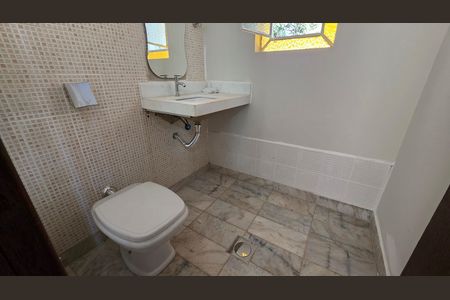 Banheiro social 1 de casa à venda com 4 quartos, 427m² em Santos Dumont, Lagoa Santa