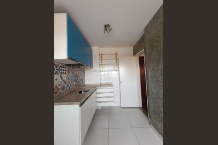 Cozinha e Área de Serviço de apartamento para alugar com 2 quartos, 65m² em Comendador Soares, Nova Iguaçu