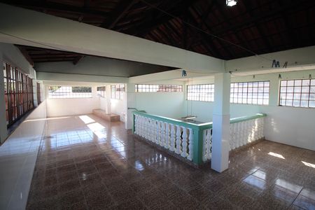 Casa para alugar com 280m², 2 quartos e 5 vagasTerraço