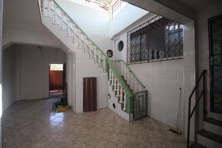 Area interna de casa para alugar com 2 quartos, 280m² em Milionários, Belo Horizonte