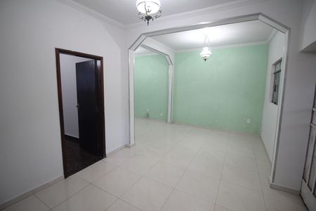 Casa para alugar com 280m², 2 quartos e 5 vagasSala 2