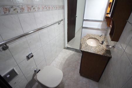 Casa para alugar com 280m², 2 quartos e 5 vagasBanheiro