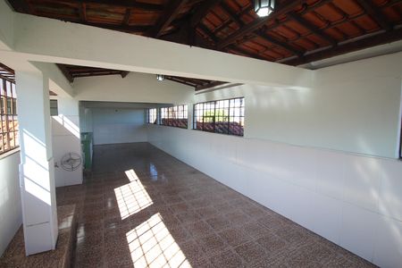 Casa para alugar com 280m², 2 quartos e 5 vagasTerraço